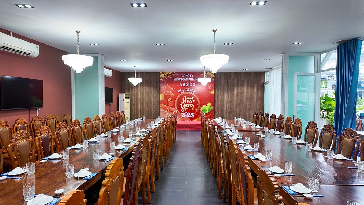 Đặt Tiệc Nhà Hàng Liên Hoan Công Ty & Tất Niên